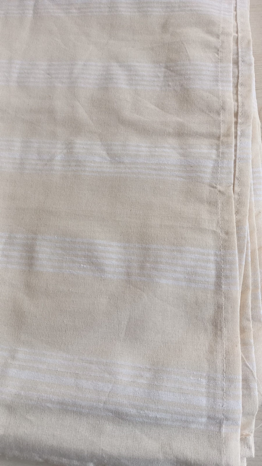 Buldan Sade Çarşaf